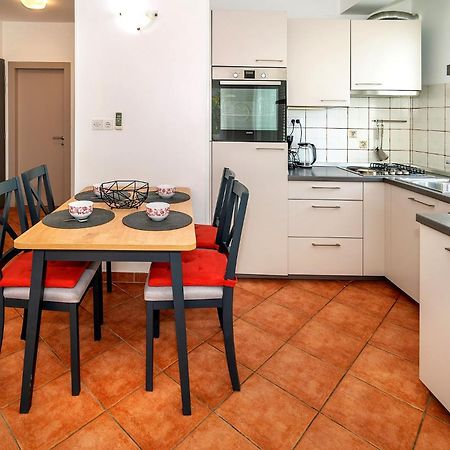 Apartments With Terrace Baška Chambre photo